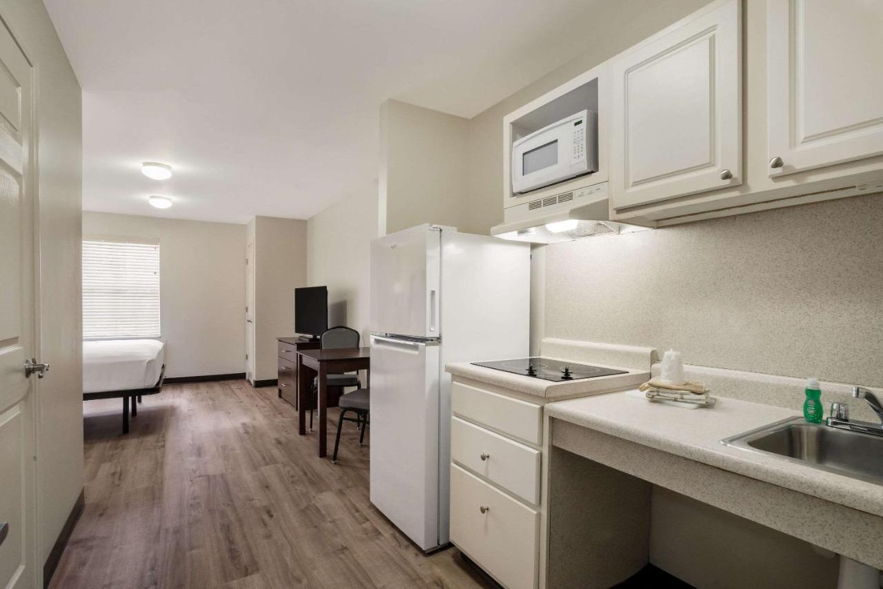 Suburban Studios Denver Central-Арвада Екстер'єр фото