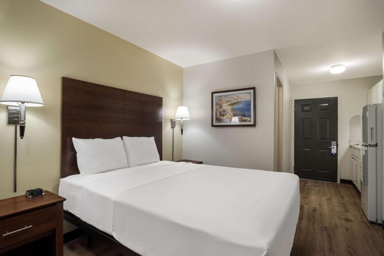 Suburban Studios Denver Central-Арвада Екстер'єр фото